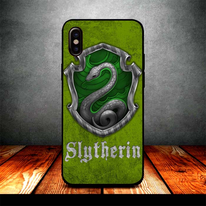 shadow of mordor cave iPhone X Case