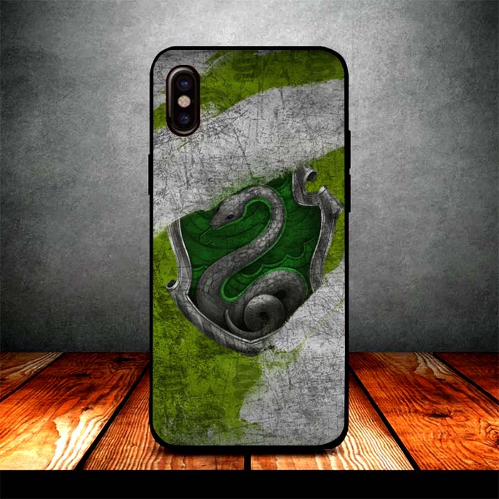 shadow of mordor cave iPhone X Case